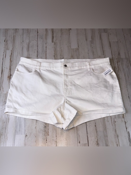 Old Navy Pants - Old Navy High-rise White Denim Rolled Cuff Shorts Plus Size 24